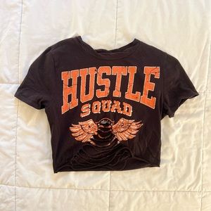Windsor Hustle Cropped Tee
